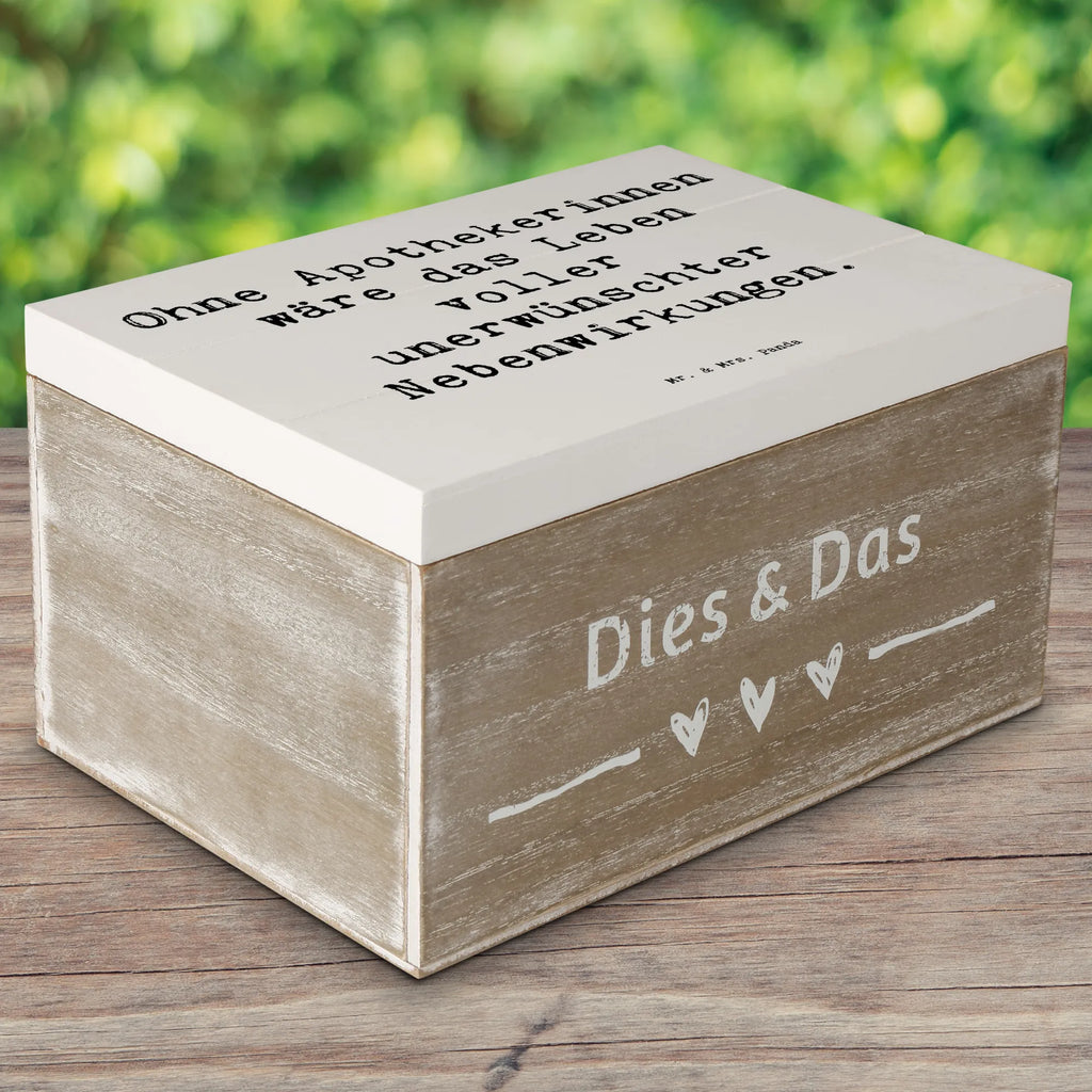 Holzkiste Spruch Apothekerin Nebenwirkung Schatulle, Erinnerungskiste, XXL, Geschenkbox, Aufbewahrungsbox, Dekokiste, Truhe, Holzkiste, Geschenkdose, Kiste, Erinnerungsbox, Schatzkiste, Beruf, Ausbildung, Jubiläum, Abschied, Rente, Kollege, Kollegin, Geschenk, Schenken, Arbeitskollege, Mitarbeiter, Firma, Danke, Dankeschön