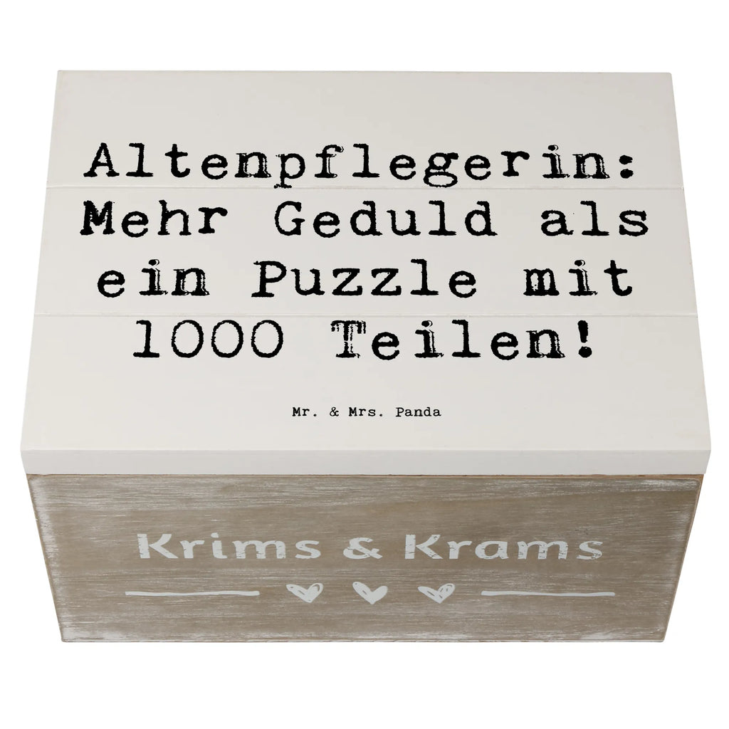Holzkiste Spruch Altenpflegerin Geduld Dekokiste, Geschenkdose, Schatzkiste, Erinnerungskiste, Aufbewahrungsbox, XXL, Erinnerungsbox, Geschenkbox, Truhe, Schatulle, Holzkiste, Kiste, Beruf, Ausbildung, Jubiläum, Abschied, Rente, Kollege, Kollegin, Geschenk, Schenken, Arbeitskollege, Mitarbeiter, Firma, Danke, Dankeschön
