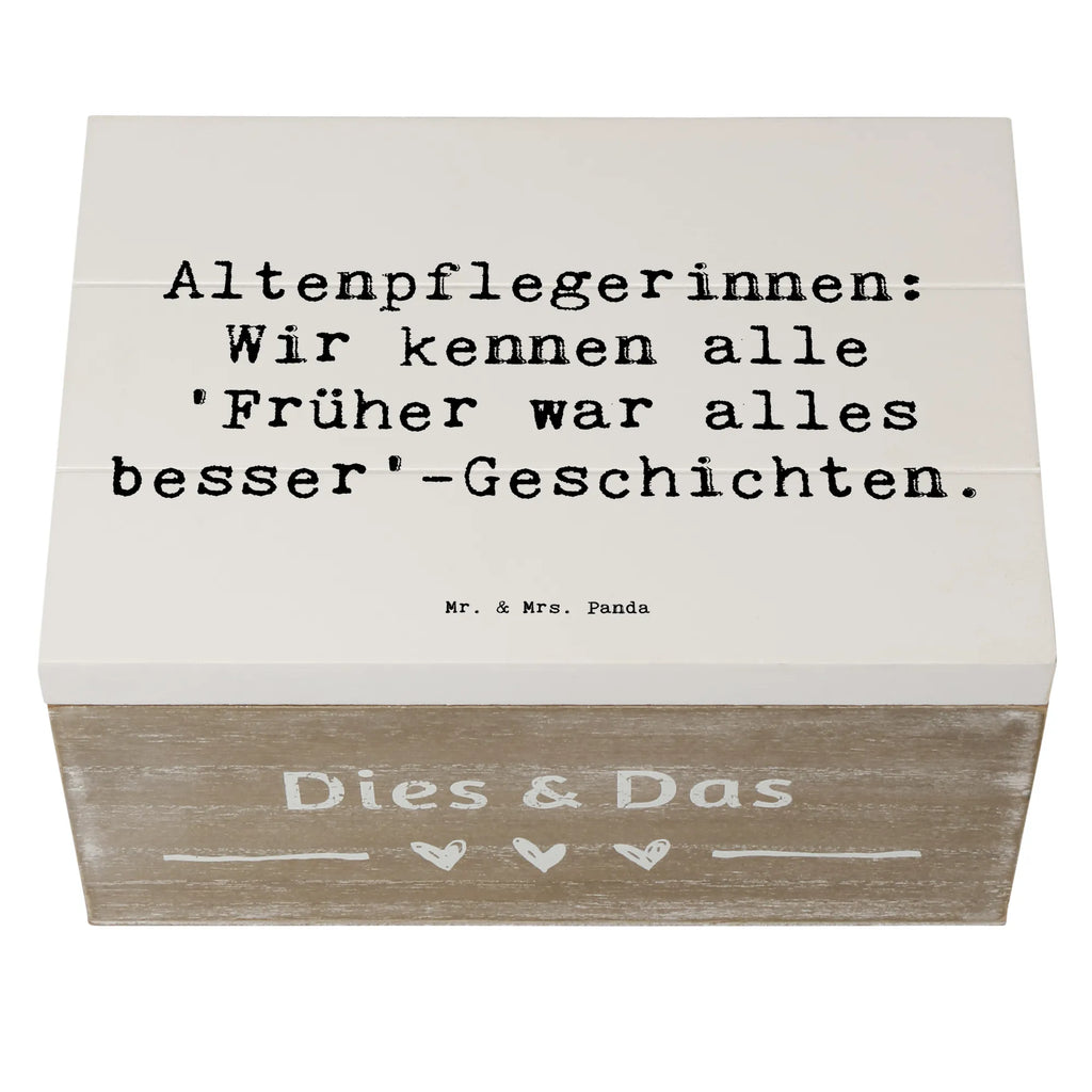 Holzkiste Spruch Altenpflegerin Geschichten XXL, Erinnerungskiste, Aufbewahrungsbox, Truhe, Schatzkiste, Geschenkdose, Erinnerungsbox, Dekokiste, Holzkiste, Geschenkbox, Kiste, Schatulle, Beruf, Ausbildung, Jubiläum, Abschied, Rente, Kollege, Kollegin, Geschenk, Schenken, Arbeitskollege, Mitarbeiter, Firma, Danke, Dankeschön