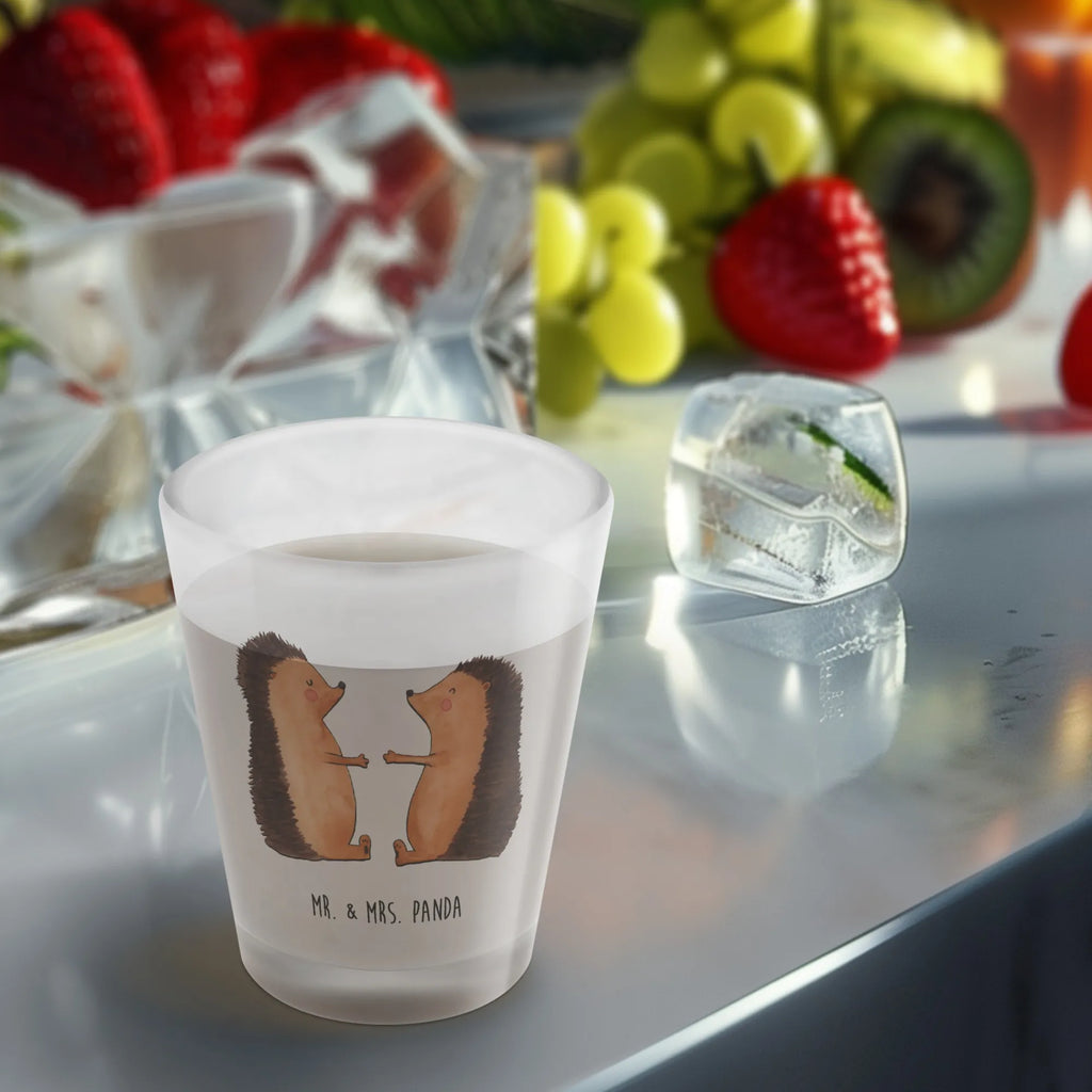 Shot glass Hedgehogs in love Shot Glas, Ausgefallene Schnapsgläser, Schnapsgläser, Shotgläser, Likör Gläser, Kurzen Glas, Shotglas, Lustige Schnapsgläser, Likör Glas, Likörglas, Kurze Gläser, Schnapsglas, Likörgläser, Stamperl, Liebe, Partner, Freund, Freundin, Ehemann, Ehefrau, Heiraten, Verlobung, Heiratsantrag, Liebesgeschenk, Jahrestag, Hocheitstag, Verliebt, Hochzeit, Verlobt, Igel, Hochzeitstag, Liebesbeweis, Verheiratet, Geschenk