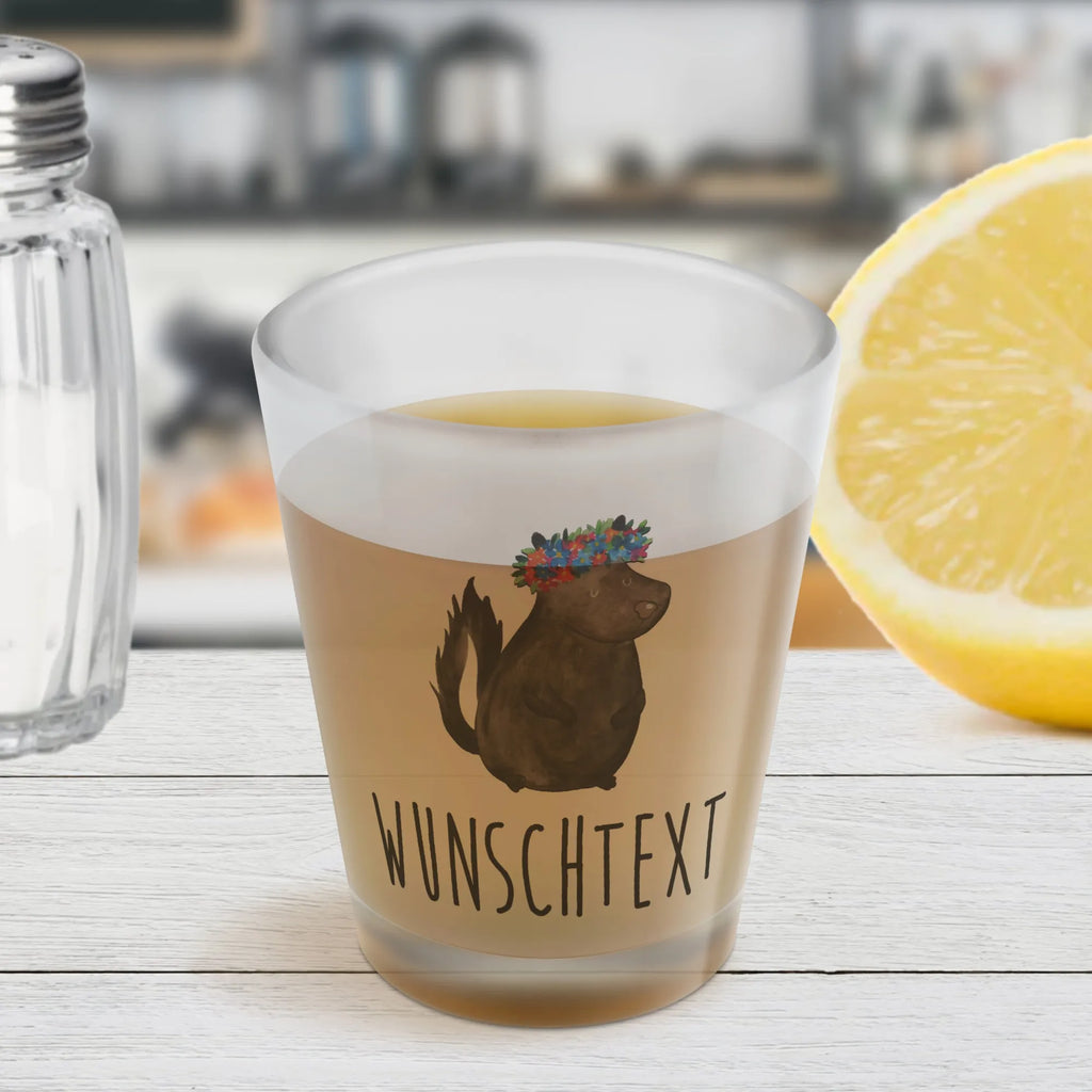 Personalised Shot Glass skunk Girl Schnapsglas mit Namen, Schnapsglas personalisieren, Personalisiertes Schnapsglas, Schnapsglas Hochzeit, Schnapsglas zum Umhängen mit Namen, personalisierte Schnapsgläser, personalisierte Pinnchen, Schnapsgläser personalisiert, Shot Gläser personalisieren, Schnapsglas Geschenk, Schnapsglas mit Name, Stinktier, Skunk, Wildtier, Raubtier, Yoga, Stinki, Namaste, Stinker