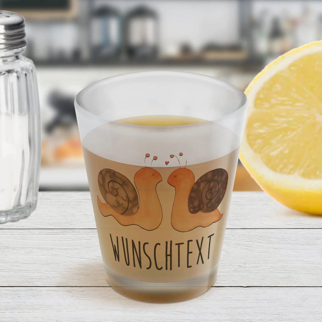 Personalisiertes Schnapsglas Schnecken Liebe Schnapsglas Geschenk, Schnapsglas mit Namen, Shot Gläser personalisieren, personalisierte Schnapsgläser, Personalisiertes Schnapsglas, Schnapsgläser personalisiert, Schnapsglas mit Name, Schnapsglas personalisieren, Schnapsglas zum Umhängen mit Namen, personalisierte Pinnchen, Schnapsglas Hochzeit, Liebe, Partner, Freund, Freundin, Ehemann, Ehefrau, Heiraten, Verlobung, Heiratsantrag, Liebesgeschenk, Jahrestag, Hocheitstag