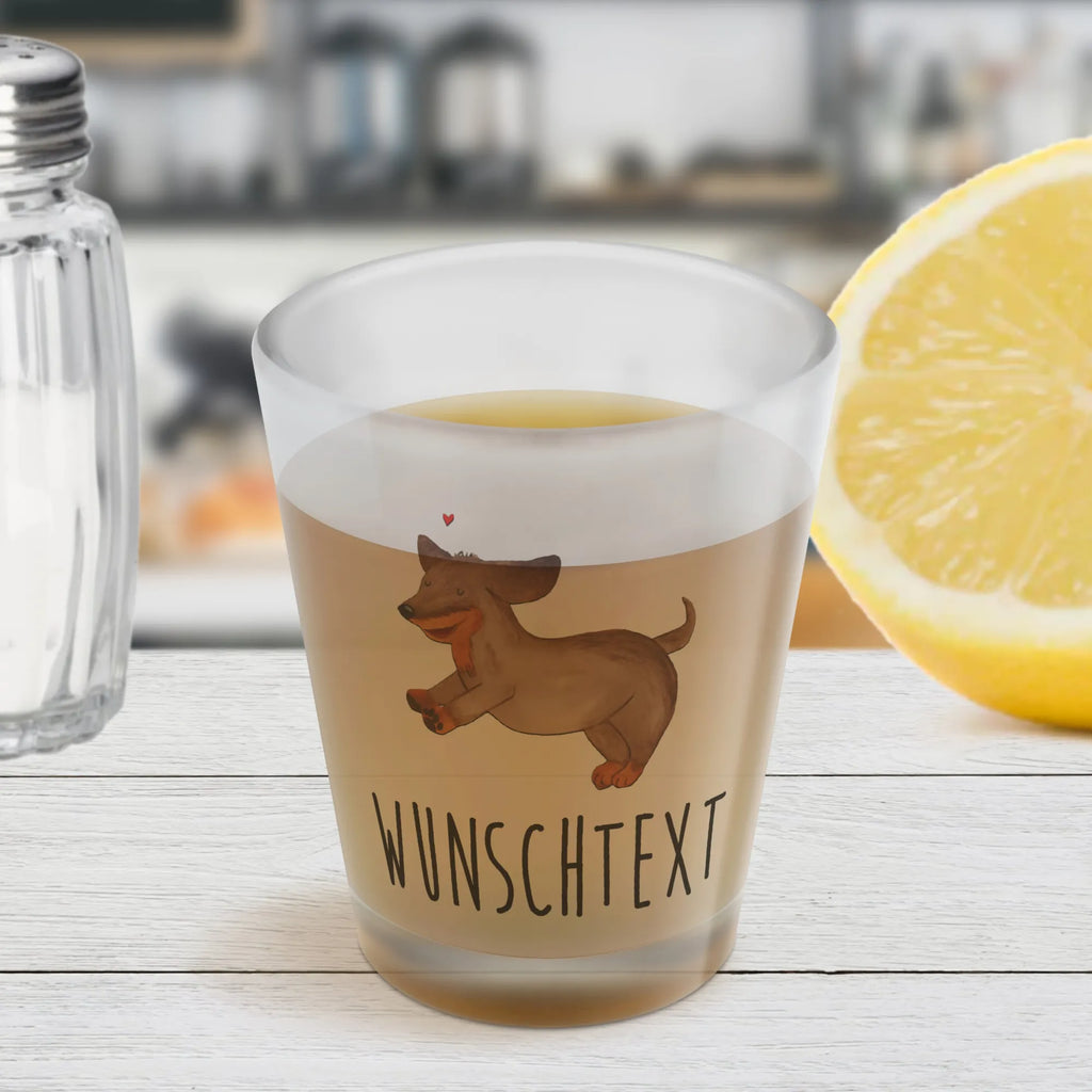 Personalisiertes Schnapsglas Hund Dackel Schnapsglas mit Namen, Schnapsglas mit Name, personalisierte Pinnchen, Schnapsglas Geschenk, Schnapsglas personalisieren, Personalisiertes Schnapsglas, Schnapsglas zum Umhängen mit Namen, personalisierte Schnapsgläser, Shot Gläser personalisieren, Schnapsgläser personalisiert, Schnapsglas Hochzeit, Hund, Hundemotiv, Haustier, Hunderasse, Tierliebhaber, Hundebesitzer, Sprüche, Hunde, Dachshund, happy dog, Dackel