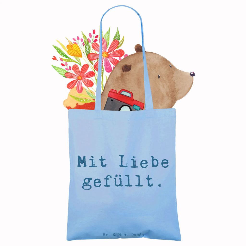 Tragetasche Spruch Mit Liebe gefüllt. Stoffbeutel, Badetasche, Einkaufstüte, Beuteltasche, Jutetasche, Tragetasche, Jutebeutel, Umhängetasche, Beutel, Schultertasche, Einkaufstasche, Shopper, Tasche, Laptoptasche, Strandtasche, Stofftasche, sprüche, zitate, spruch kollektion, inspiration, motivation, lebensweisheiten, geschenkideen, wanddeko, wohnaccessoires, sprüche sammlung, schöne sprüche, glück, liebe, freude, lächeln, alltag verschönern, nachhaltige geschenke, dekoration, kreativ, einzigartig, shopify, mr and mrs panda