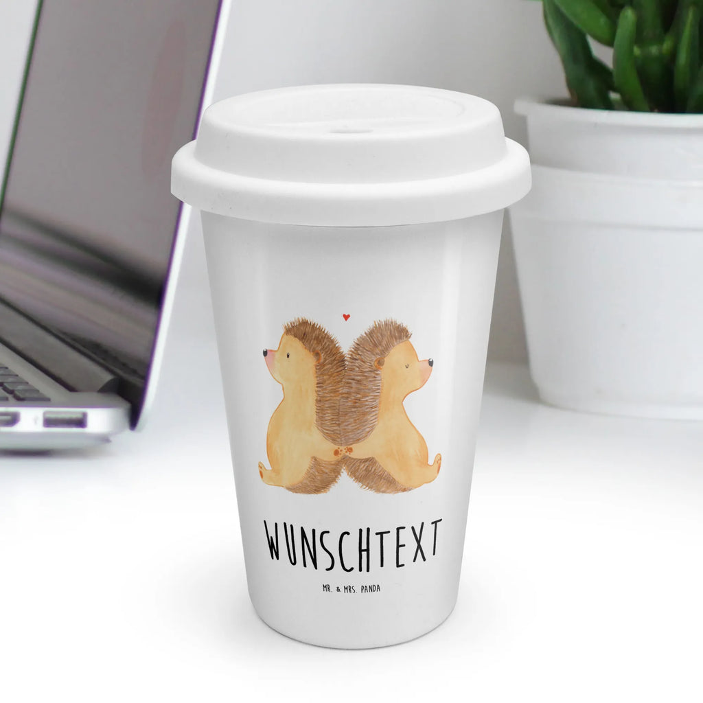 Personalisierter To Go Becher Igel händchenhaltend Reisebecher Mit Namen, To Go Becher Kunststoff Mit Wunschtext, Coffee To Go Becher Mit Wunschtext, Thermobecher To Go Personalisiert, Doppelwandiger To Go Becher Mit Text, Trinkbecher To Go Mit Wunschtext, Bambus Becher To Go Mit Namen, To Go Becher Mit Namen, Glas Becher To Go Mit Gravur, Mehrwegbecher Personalisiert, Auto Becher Mit Namen, To Go Becher Für Kinder Mit Namen, Schulbecher Mit Wunschtext, Kleiner To Go Becher Mit Wunschtext, Personalisierter To Go Becher, To Go Becher Mit Deckel Und Wunschtext, Becher Mit Spruch Und Namen, Auslaufsicherer Becher Mit Gravur, To Go Becher Für Damen Mit Wunschtext, To Go Becher Mit Wunschtext, Bürobecher Personalisiert, Lustiger To Go Becher Mit Text, Kaffeebecher To Go Mit Gravur, Isolierbecher To Go Mit Namen, Leichter Becher Mit Namen, To Go Becher Für Herren Mit Gravur, Becher Für Unterwegs Mit Text, Wiederverwendbarer Becher Mit Namen, Geschenkbecher To Go Personalisiert, To Go Becher Edelstahl Mit Gravur, Großer To Go Becher Mit Gravur, Liebe, Partner, Freund, Freundin, Ehemann, Ehefrau, Heiraten, Verlobung, Heiratsantrag, Liebesgeschenk, Jahrestag, Hocheitstag, Lieblingsmensch, Hochzeit, Liebesbeweis, Hand in Hand, Igel, Igelliebe, Gemeinsamkeit, große Liebe, Love, Liebesbotschaft, Geschenk für zwei