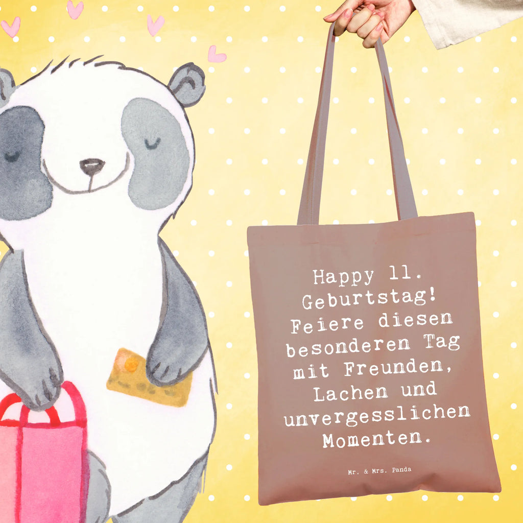 Tote bag Saying Happy 11. Geburtstag! Feiere diesen besonderen Tag mit Freunden, Lachen und unvergesslichen Momenten. Umhängetasche, Jutebeutel, Einkaufstüte, Stoffbeutel, Beuteltasche, Stofftasche, Schultertasche, Einkaufstasche, Strandtasche, Shopper, Laptoptasche, Tragetasche, Tasche, Beutel, Badetasche, Jutetasche, Geburtstag, Geburtstagsgeschenk, Geschenk