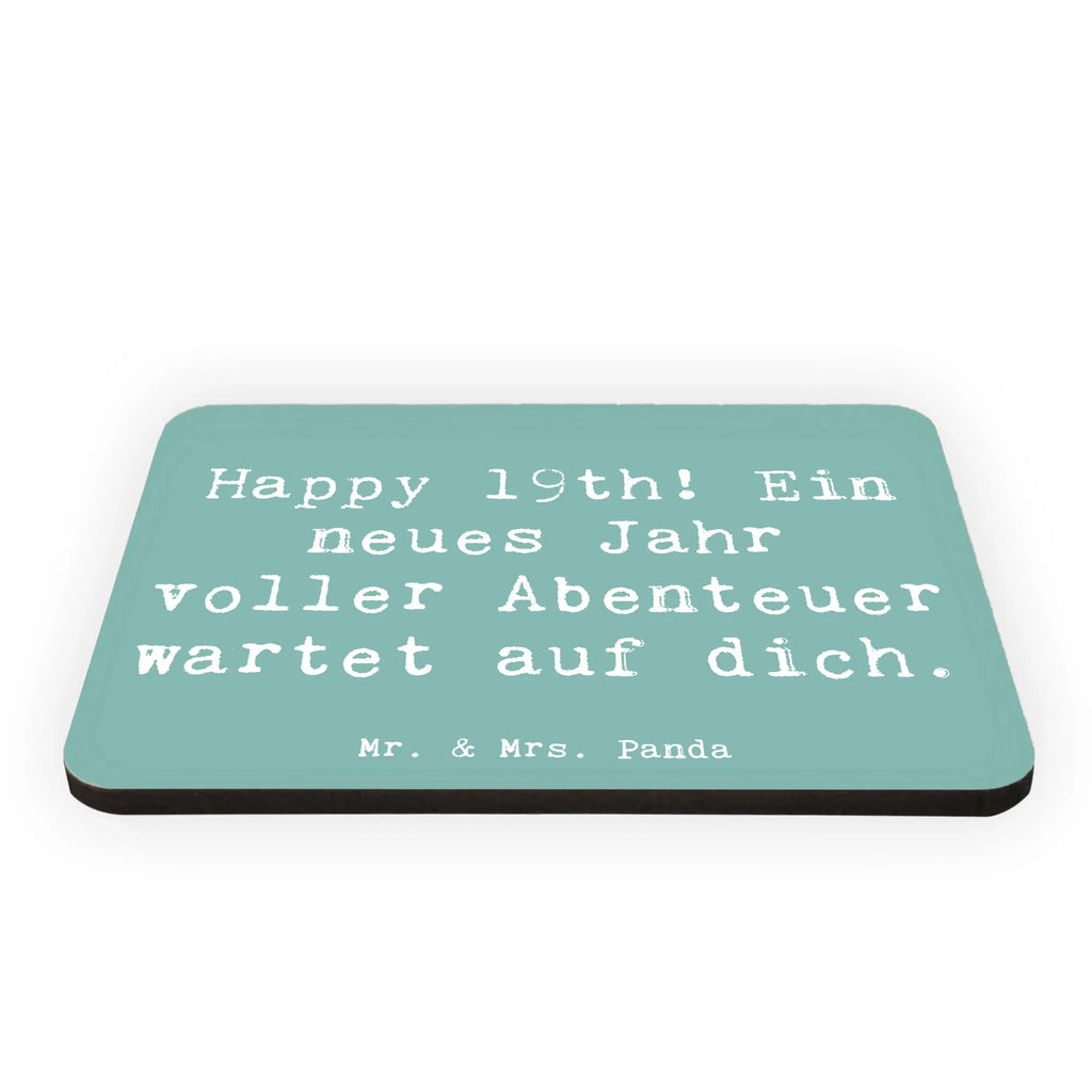 Magnet Spruch 19. Geburtstag Abenteuer Fridge Magnet, holz kühlschrankmagnet, tafelmagnet, spruchmagnet, wandmagnet, Pinnwandmagnet, holzmagnet, notizmagnet, designmagnet, Notizhalter, memomagnet, mdf magnet, zettelhalter, rechteckmagnet, whiteboardmagnet, haftmagnet, holz whiteboardmagnet, büromagnet, einkaufszettelmagnet, magnet, küchenmagnet, bildmagnet, Kühlschrankmagnet, Dekomagnet, Geburtstag, Geburtstagsgeschenk, Geschenk