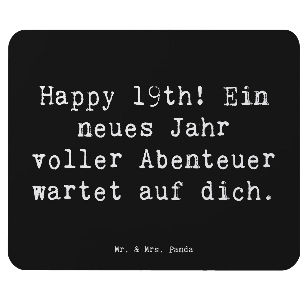 Mauspad Spruch 19. Geburtstag Abenteuer Mauspad, Einzigartiges Mauspad, Büroausstattung, Mausunterlage, Computer zubehör, Mousepad, Arbeitszimmer, PC Zubehör, Designer Mauspad, Mauspad Büro, Geburtstag, Geburtstagsgeschenk, Geschenk