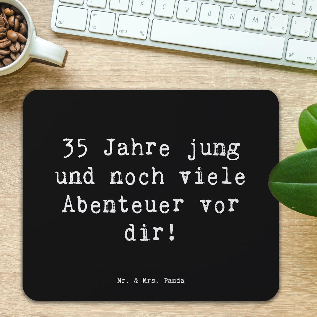 Mauspad Spruch 35. Geburtstag Abenteuer Computer zubehör, Mauspad, Einzigartiges Mauspad, PC Zubehör, Büroausstattung, Mousepad, Designer Mauspad, Mauspad Büro, Arbeitszimmer, Mausunterlage, Geburtstag, Geburtstagsgeschenk, Geschenk