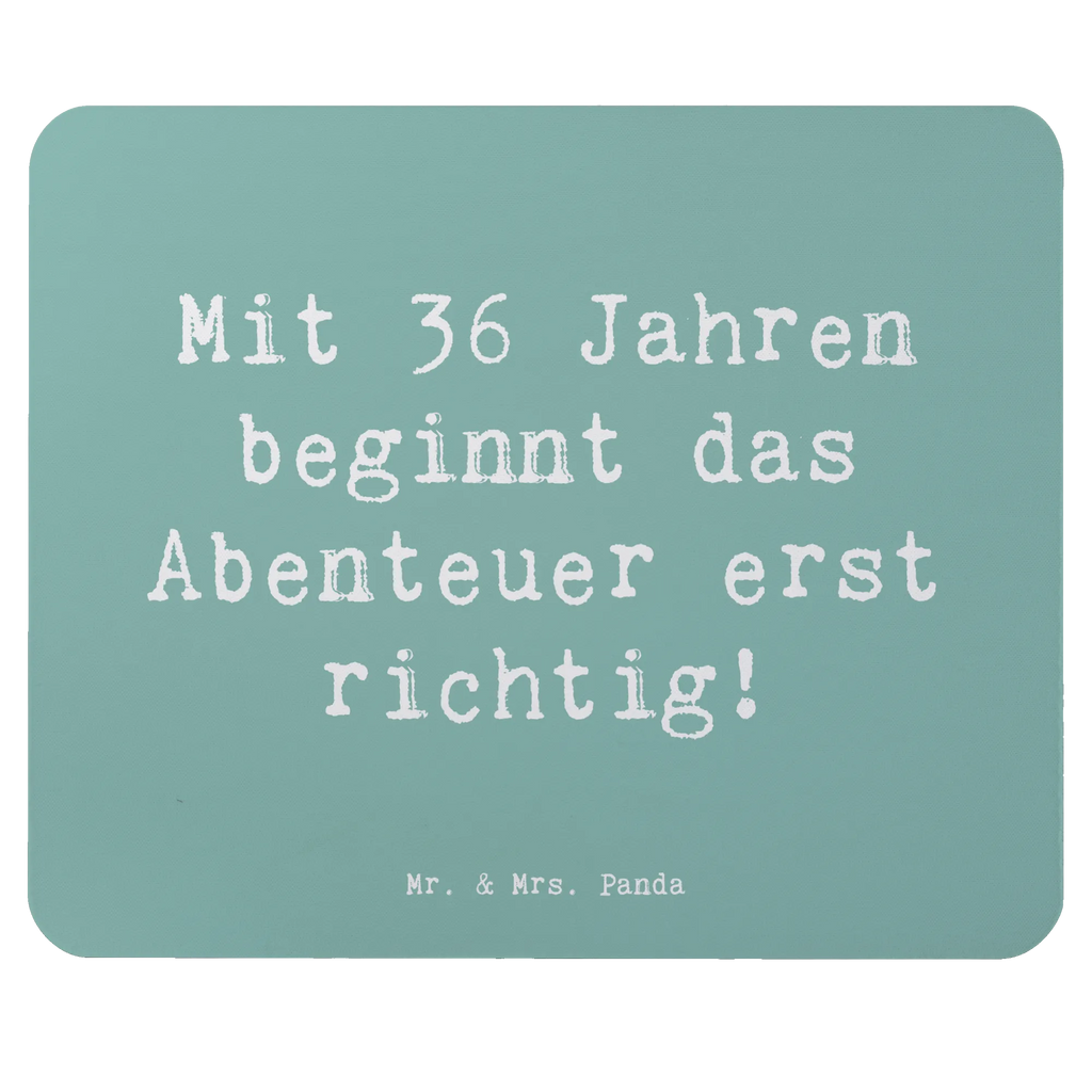 Mouse mat Saying Mit 36 Jahren beginnt das Abenteuer erst richtig! Arbeitszimmer, Büroausstattung, Einzigartiges Mauspad, Mausunterlage, Computer zubehör, Mauspad Büro, PC Zubehör, Mousepad, Designer Mauspad, Mauspad, Geburtstag, Geburtstagsgeschenk, Geschenk