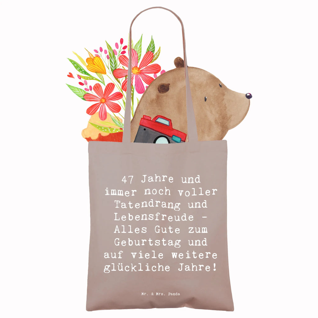Tragetasche Spruch 47. Geburtstag Tragetasche, Umhängetasche, Stofftasche, Tasche, Shopper, Strandtasche, Badetasche, Beuteltasche, Stoffbeutel, Einkaufstüte, Jutetasche, Einkaufstasche, Schultertasche, Beutel, Jutebeutel, Laptoptasche, Geburtstag, Geburtstagsgeschenk, Geschenk
