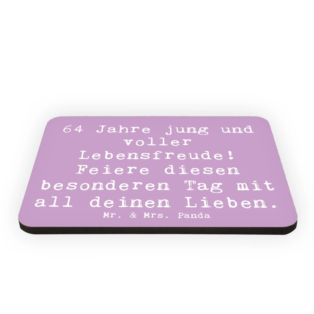 Magnet Saying 64 Jahre jung und voller Lebensfreude! Feiere diesen besonderen Tag mit all deinen Lieben. Motivmagnete, Souvenir Magnet, Kühlschrankmagnet, Notiz Magnet, Dekomagnet, Kühlschrank Dekoration, Pinnwandmagnet, Whiteboard Magnet, Geburtstag, Geburtstagsgeschenk, Geschenk