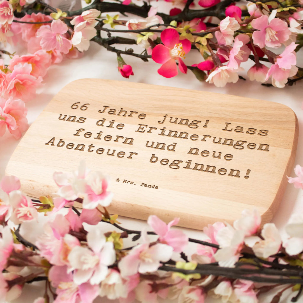 Schneidebrett Spruch 66. Geburtstag Feiern Schneidebrett, Frühstücksbrettchen, Küchenbrett, Frühstücksbrett, Holzbrett, Schneidebrett Holz, Geburtstag, Geburtstagsgeschenk, Geschenk