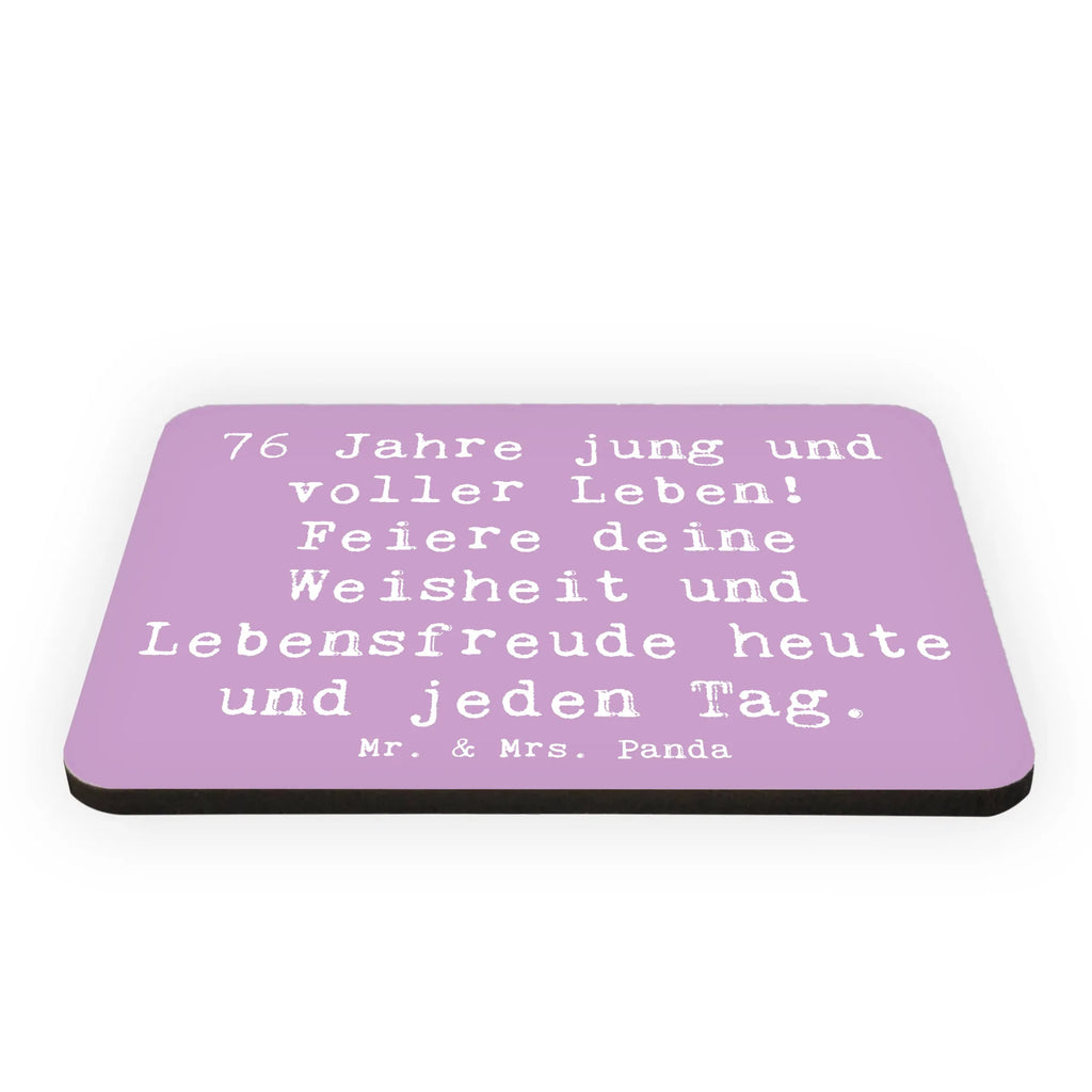 Magnet Spruch 76. Geburtstag Jung und Lebendig Whiteboard Magnet, Motivmagnete, Pinnwandmagnet, Kühlschrank Dekoration, Kühlschrankmagnet, Dekomagnet, Souvenir Magnet, Notiz Magnet, Geburtstag, Geburtstagsgeschenk, Geschenk