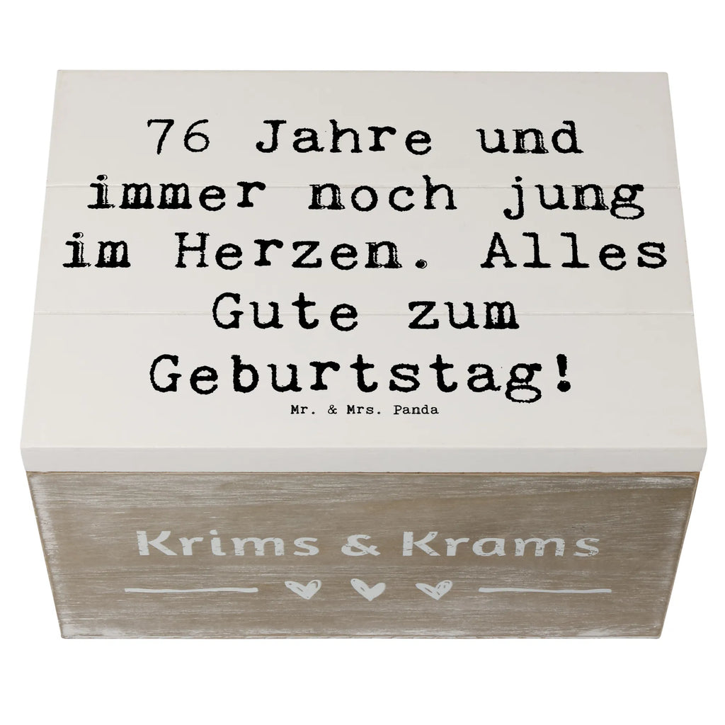 Wooden chest Saying 76 Jahre und immer noch jung im Herzen. Alles Gute zum Geburtstag! Kiste, geschenkbox mit deckel, Holzkiste mit Deckel, Schatulle, erinnerungsbox holz, geschenkkiste, schmuckkiste, Holztruhe, fotobox, Holzbox mit Deckel, truhe mit deckel, fotokiste, schatztruhe, truhe holz, aufbewahrungskiste mit deckel, Holzbox, schmuckbox, box holz, Erinnerungskiste, Aufbewahrungstruhe, Box, schmucktruhe, Aufbewahrungsbox, Aufbewahrungskiste, Truhe, Aufbewahrungsbox Holz, Holzkiste, Geschenkbox, Kiste mit Deckel, Aufbewahrungsbox aus Holz, Schatzkiste, holzschatulle, holzkästchen, schatzkiste holz, geschenkbox holz, kiste holz, holzschachtel, Box aus Holz, Erinnerungsbox, Holz Aufbewahrungsbox, Geschenk, Geburtstag, Geburtstagsgeschenk
