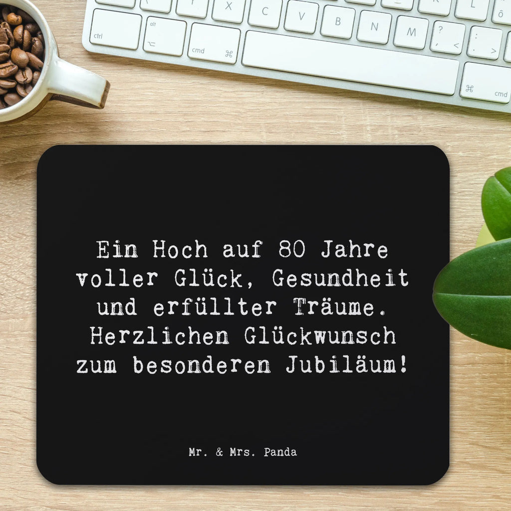 Mouse mat Saying Ein Hoch auf 80 Jahre voller Glück, Gesundheit und erfüllter Träume. Herzlichen Glückwunsch zum besonderen Jubiläum! PC Zubehör, Mausunterlage, Einzigartiges Mauspad, Designer Mauspad, Büroausstattung, Mauspad, Computer zubehör, Arbeitszimmer, Mousepad, Mauspad Büro, Geburtstag, Geburtstagsgeschenk, Geschenk