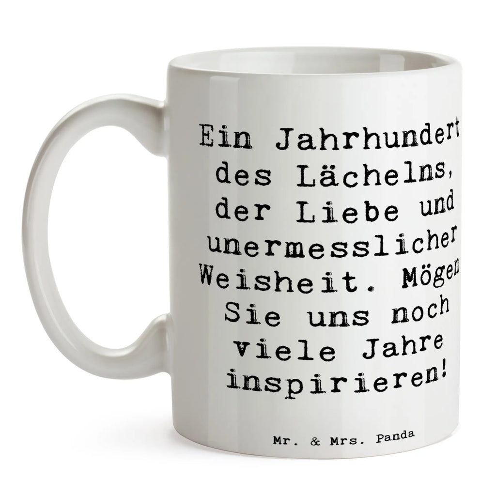 Mug Saying Ein Jahrhundert des Lächelns, der Liebe und unermesslicher Weisheit. Mögen Sie uns noch viele Jahre inspirieren! Teetasse, Kaffeetasse, Keramiktasse, Porzellantasse, Tasse, Tasse mit Zitaten, Bürotasse, Tasse mit Motiven, Geschenktasse, Geburtstag, Geburtstagsgeschenk, Geschenk