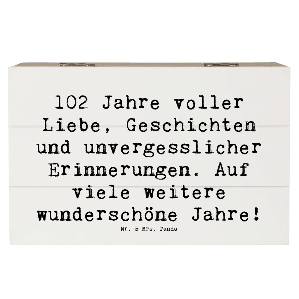 Wooden chest Saying 102 Jahre voller Liebe, Geschichten und unvergesslicher Erinnerungen. Auf viele weitere wunderschöne Jahre! Kiste, Dekokiste, Schatzkiste, Holzkiste, Erinnerungskiste, Aufbewahrungsbox, Geschenkbox, Truhe, Geschenkdose, Schatulle, XXL, Erinnerungsbox, Geburtstag, Geburtstagsgeschenk, Geschenk