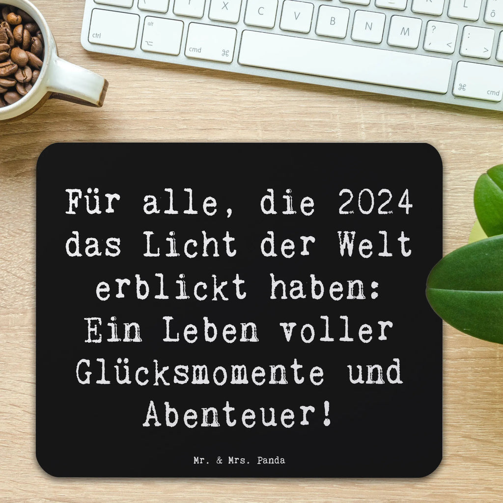 Mouse mat Saying Für alle, die 2024 das Licht der Welt erblickt haben: Ein Leben voller Glücksmomente und Abenteuer! Arbeitszimmer, Mousepad, Designer Mauspad, Mauspad, Computer zubehör, Einzigartiges Mauspad, Büroausstattung, PC Zubehör, Mausunterlage, Mauspad Büro, Geburtstag, Geburtstagsgeschenk, Geschenk