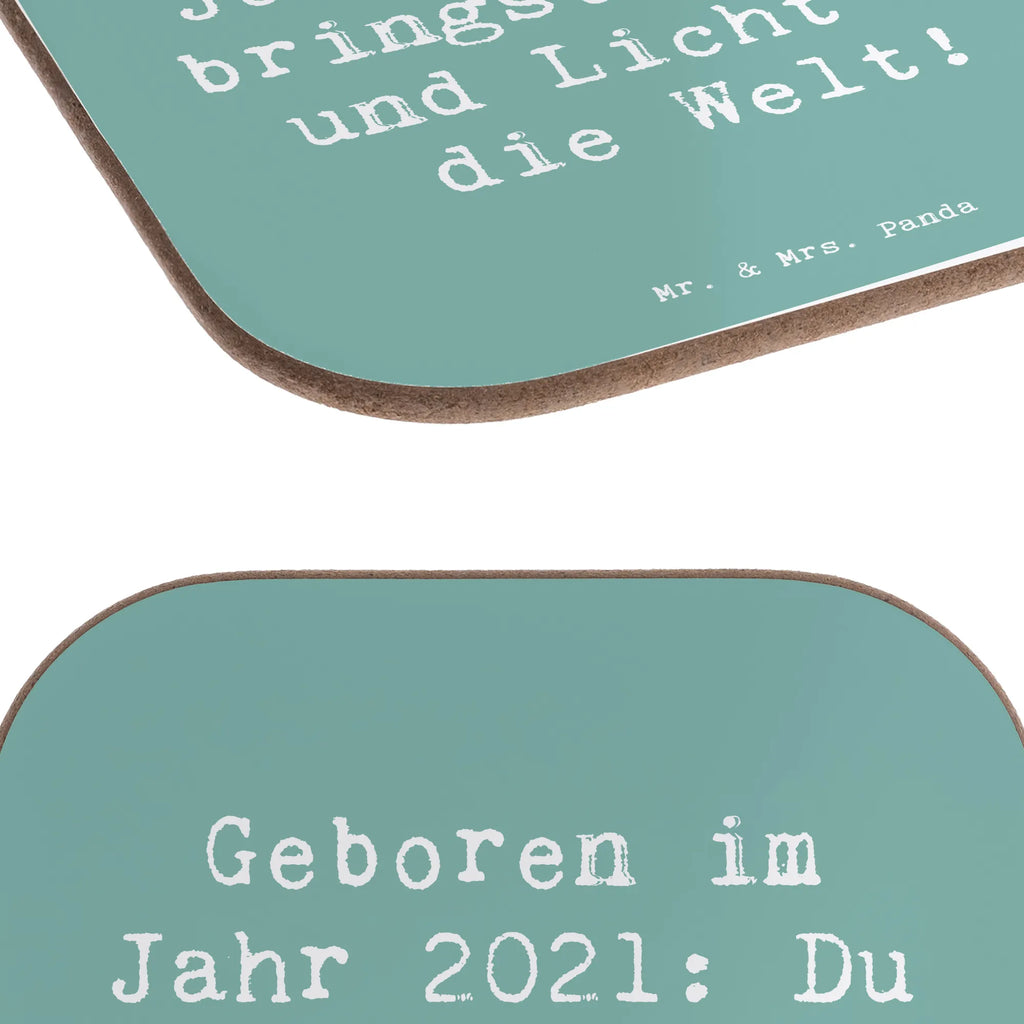 Square coaster Saying Geboren im Jahr 2021: Du bringst Freude und Licht in die Welt! Tassen Untersetzer, Untersetzer aus Holz, Untersetzer Holz, Holzuntersetzer, Untersetzer, Untersetzer für Gläser, Glasuntersetzer, Getränkeuntersetzer, Untersetzer Gläser, Untersetzer Design, Bierdeckel, Korkuntersetzer, Geburtstag, Geburtstagsgeschenk, Geschenk
