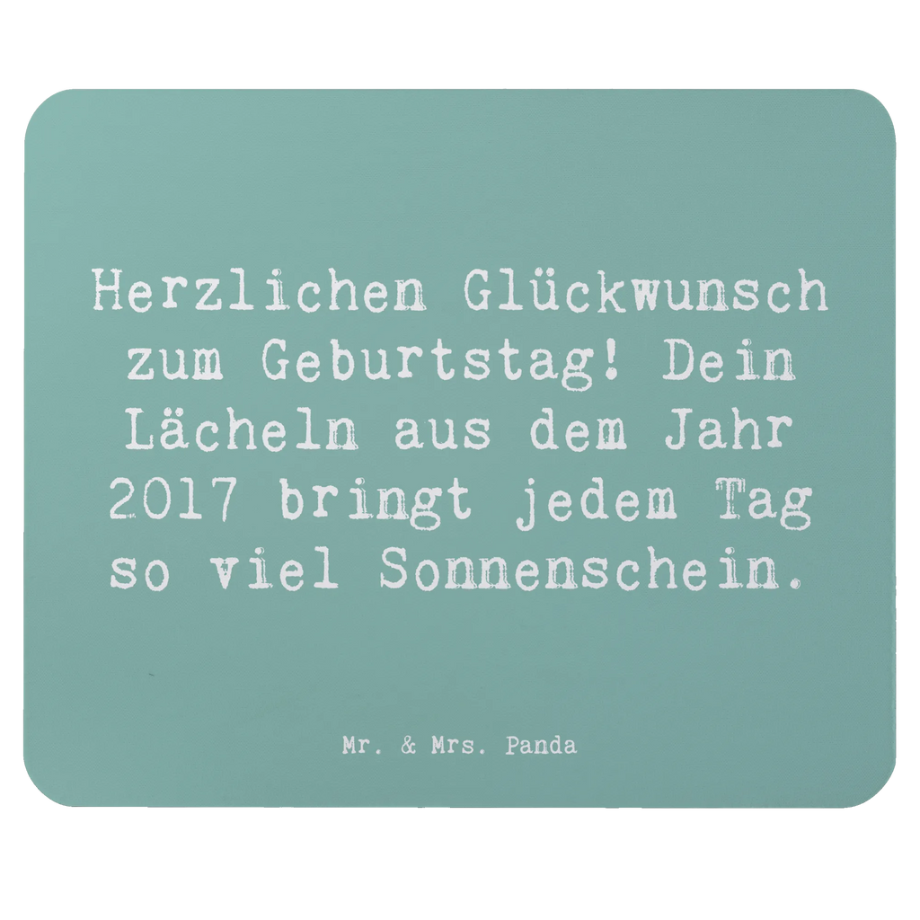 Mouse mat Saying Herzlichen Glückwunsch zum Geburtstag! Dein Lächeln aus dem Jahr 2017 bringt jedem Tag so viel Sonnenschein. Arbeitszimmer, Mousepad, Mausunterlage, Computer zubehör, Büroausstattung, Einzigartiges Mauspad, PC Zubehör, Mauspad Büro, Mauspad, Designer Mauspad, Geburtstag, Geburtstagsgeschenk, Geschenk