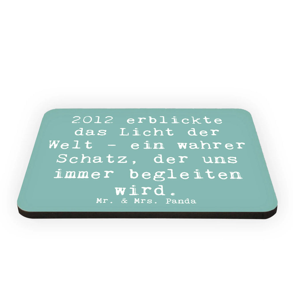 Magnet Saying 2012 erblickte das Licht der Welt - ein wahrer Schatz, der uns immer begleiten wird. Dekomagnet, Motivmagnete, Whiteboard Magnet, Notiz Magnet, Souvenir Magnet, Kühlschrank Dekoration, Pinnwandmagnet, Kühlschrankmagnet, Geburtstag, Geburtstagsgeschenk, Geschenk