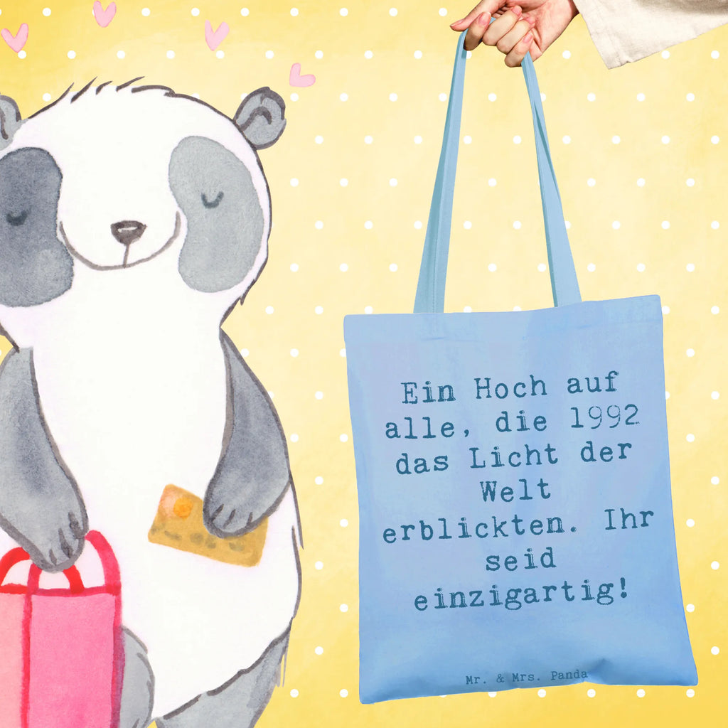 Tote bag Saying Ein Hoch auf alle, die 1992 das Licht der Welt erblickten. Ihr seid einzigartig! Shopping Tasche, Baumwollbeutel, Tragetasche, totebag, Schultertasche, Beutel, Stofftasche, Schultasche, Stoffbeutel, Uni Tasche, Einkaufsbeutel, textilbeutel, Shopper, Tote Bag, tragbeutel, Einkaufstasche, Beuteltasche, textiltasche, Badetasche, Tüte, Baumwolltasche, Einkaufstüte, Tasche, Büchertasche, Henkeltasche, Laptoptasche, Umhängetasche, Alltagstasche, Unitasche, Strandtasche, Geschenk, Geburtstag, Geburtstagsgeschenk