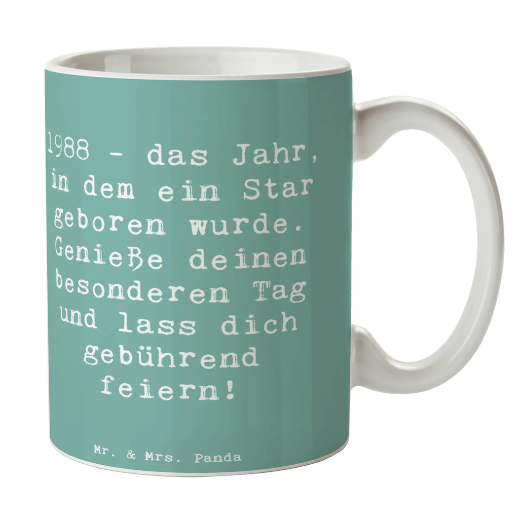 Mug Saying 1988 - das Jahr, in dem ein Star geboren wurde. Genieße deinen besonderen Tag und lass dich gebührend feiern! Geschenktasse, Teetasse, Bürotasse, Tasse mit Zitaten, Tasse mit Motiven, Porzellantasse, Tasse, Keramiktasse, Kaffeetasse, Geburtstag, Geburtstagsgeschenk, Geschenk