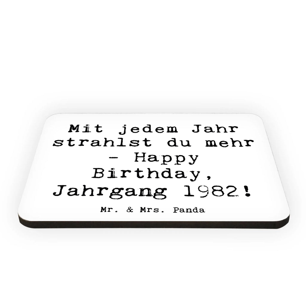Magnet Saying Mit jedem Jahr strahlst du mehr - Happy Birthday, Jahrgang 1982! Kühlschrankmagnet, Souvenir Magnet, Motivmagnete, Kühlschrank Dekoration, Whiteboard Magnet, Notiz Magnet, Pinnwandmagnet, Dekomagnet, Geburtstag, Geburtstagsgeschenk, Geschenk