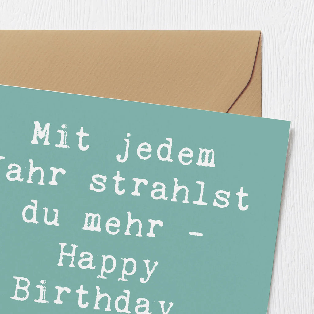Deluxe Card Saying Mit jedem Jahr strahlst du mehr - Happy Birthday, Jahrgang 1982! Hochzeitskarte, Geburtstagskarte, Glückwunschkarte, Klappkarte, Grußkarte, Karte, Hochwertige Klappkarte, Hochwertige Grußkarte, Einladungskarte, Geburtstag, Geburtstagsgeschenk, Geschenk