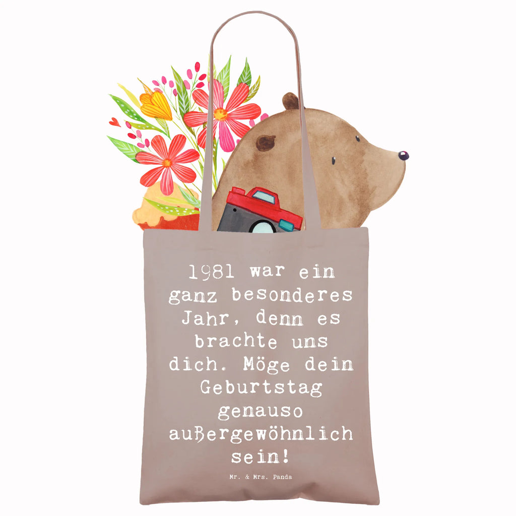 Tote bag Saying 1981 war ein ganz besonderes Jahr, denn es brachte uns dich. Möge dein Geburtstag genauso außergewöhnlich sein! Shopper, Jutetasche, Jutebeutel, Laptoptasche, Stoffbeutel, Umhängetasche, Tragetasche, Tasche, Einkaufstasche, Einkaufstüte, Beuteltasche, Schultertasche, Strandtasche, Badetasche, Stofftasche, Beutel, Geburtstag, Geburtstagsgeschenk, Geschenk