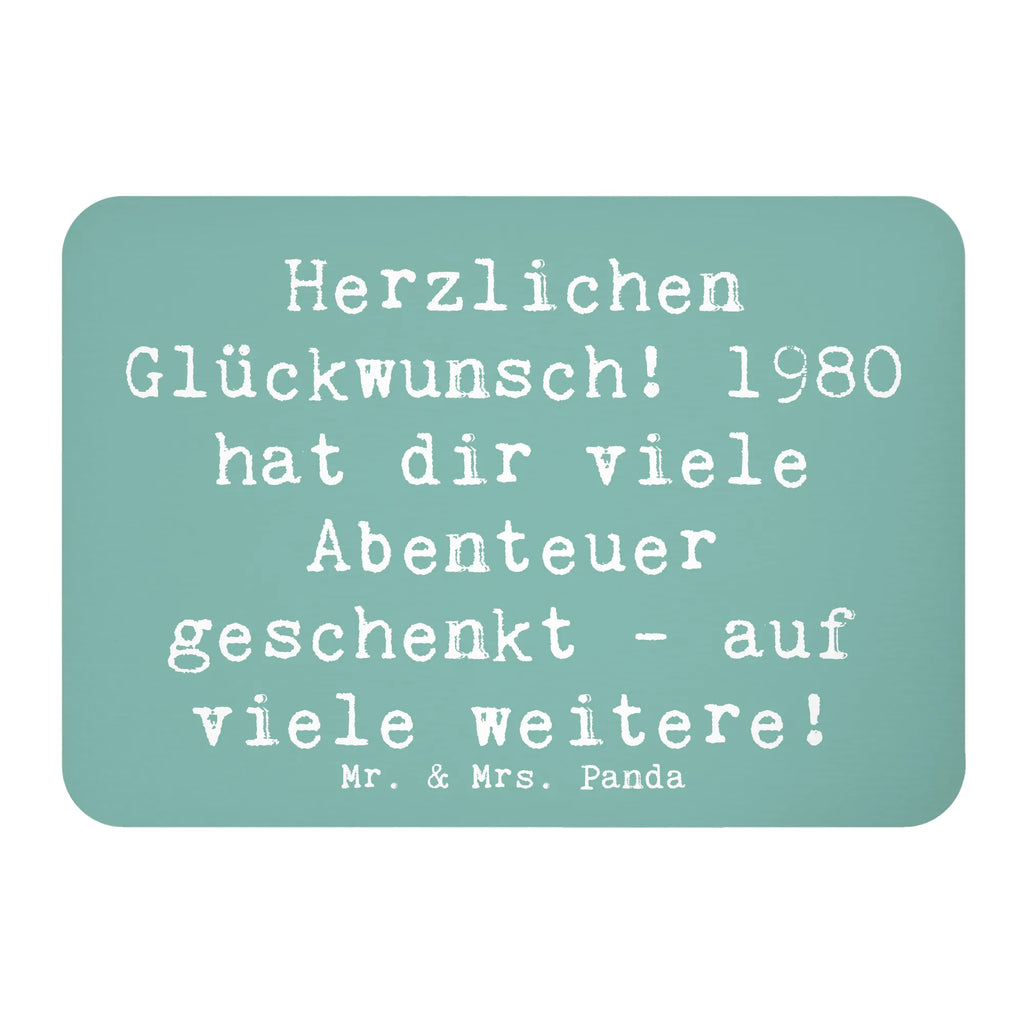 Magnet Saying Herzlichen Glückwunsch! 1980 hat dir viele Abenteuer geschenkt - auf viele weitere! Motivmagnete, Kühlschrankmagnet, Dekomagnet, Whiteboard Magnet, Souvenir Magnet, Kühlschrank Dekoration, Pinnwandmagnet, Notiz Magnet, Geburtstag, Geburtstagsgeschenk, Geschenk