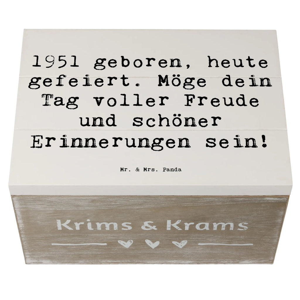 Wooden chest Saying 1951 geboren, heute gefeiert. Möge dein Tag voller Freude und schöner Erinnerungen sein! Aufbewahrungsbox, aufbewahrungskiste mit deckel, Box aus Holz, holzschachtel, Aufbewahrungskiste, Schatulle, Holzbox, Aufbewahrungsbox Holz, Holzkisten, holztruhen, kiste holz, aufbewahrungskisten, truhe holz, Holzkiste mit Deckel, aufbewahrungsboxen, Holz Aufbewahrungsbox, holzkästchen, holzschatulle, Holzbox mit Deckel, Holzkiste, Aufbewahrungsbox aus Holz, aufbewahrungstruhe, box holz, Holztruhe, Holzboxen, Geburtstag, Geburtstagsgeschenk, Geschenk