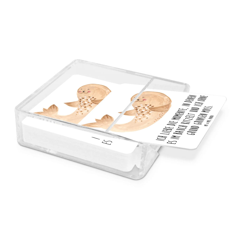 Untersetzer Set Robbe Liegen Handgemachter Untersetzer, Untersetzer Set, Untersetzer Motiv, Hitzebeständiger Untersetzer, Underlay Für Getränke, Getränkeuntersetzer, Universaluntersetzer, Rutschfester Untersetzer, Untersetzer für Becher, Umweltfreundlicher Untersetzer, Untersetzer, Untersetzer für Tassen, Dekoruntersetzer, Kunststoffuntersetzer, Getränke­sauguntersetzer, Getränke-Coaster, Becheruntersetzer, Nachhaltiger Untersetzer, Untersetzer Rund, Tischuntersetzer, Untersetzer Eckig, Glasuntersetzer, Tassenuntersetzer, Untersetzer für Gläser, Coaster, Tischschutzuntersetzer, Design-Untersetzer, Untersetzer Für Getränke, Tiermotive, Gute Laune, lustige Sprüche, Tiere, Lachen, Seehund, Strand, Nordsee, Ostsee, Robben, Freude, Meerestier, Robbe