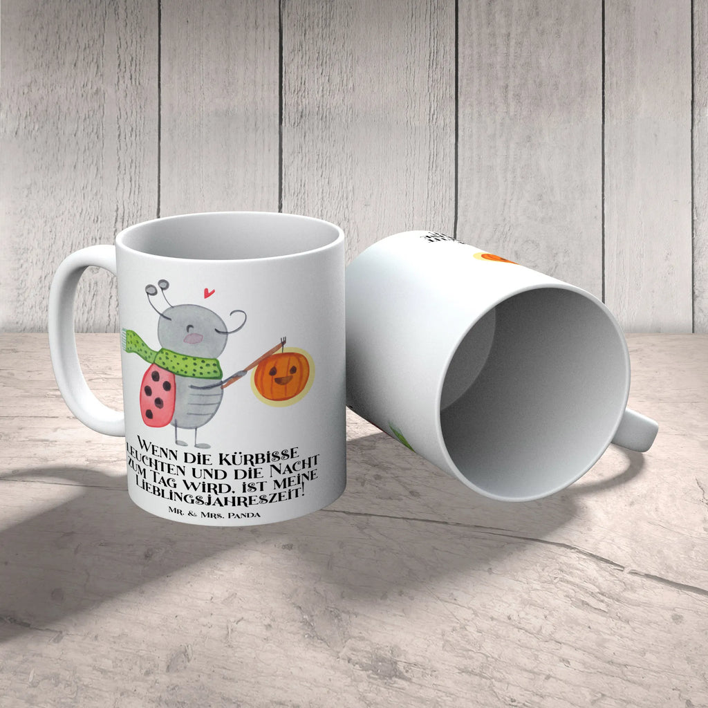 Mug Wenn die Kürbisse leuchten und die Nacht zum Tag wird, ist meine Lieblingsjahreszeit! Tasse mit Motiven, Geschenktasse, Teetasse, Bürotasse, Keramiktasse, Kaffeetasse, Tasse, Porzellantasse, Tasse mit Zitaten, Halloween, Deko, Martinssingen, Dekoration, Geschenke, Schenken