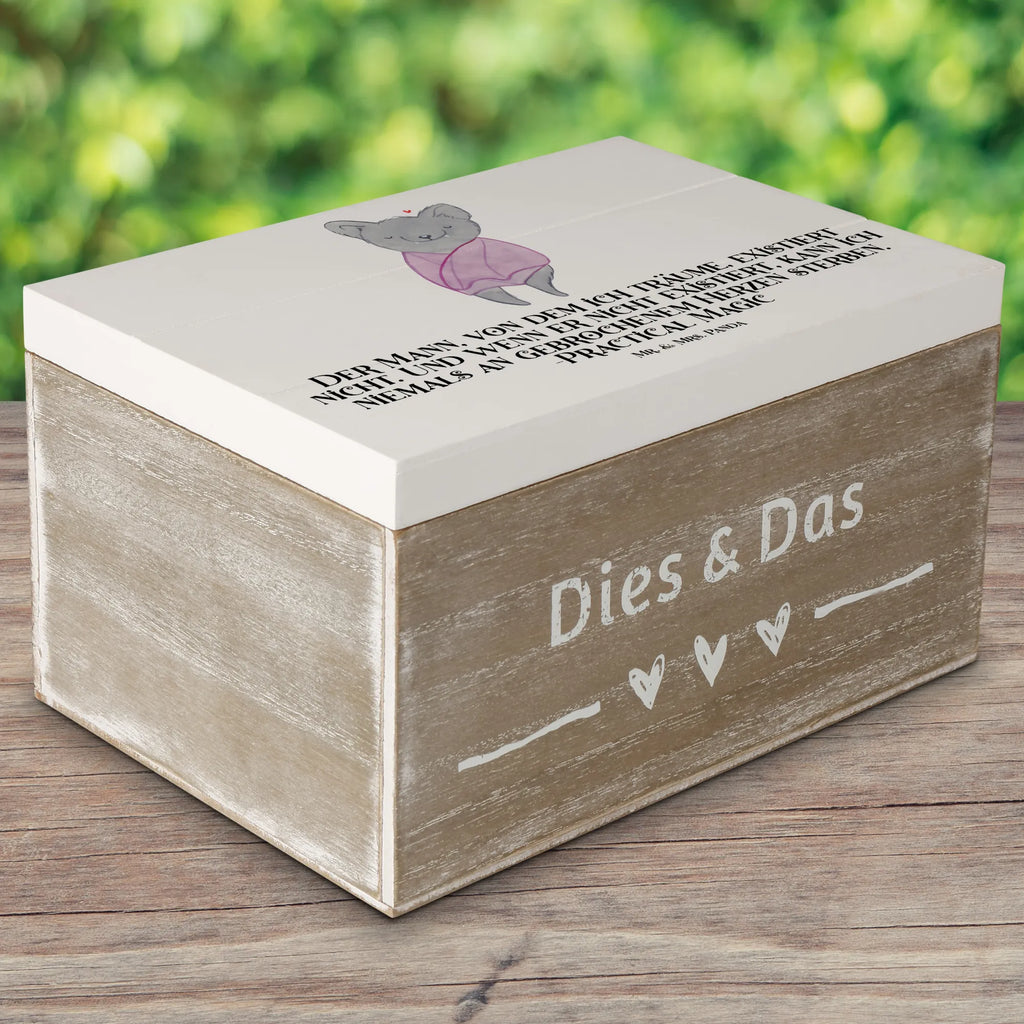 Wooden chest Der Mann, von dem ich träume, existiert nicht. Und wenn er nicht existiert, kann ich niemals an gebrochenem Herzen sterben. -Practical Magic Geschenkbox, Kiste, Erinnerungskiste, Schatzkiste, Erinnerungsbox, Dekokiste, Aufbewahrungsbox, Holzkiste, Truhe, Geschenkdose, Schatulle, XXL, Halloween, Deko, Martinssingen, Dekoration, Geschenke, Schenken