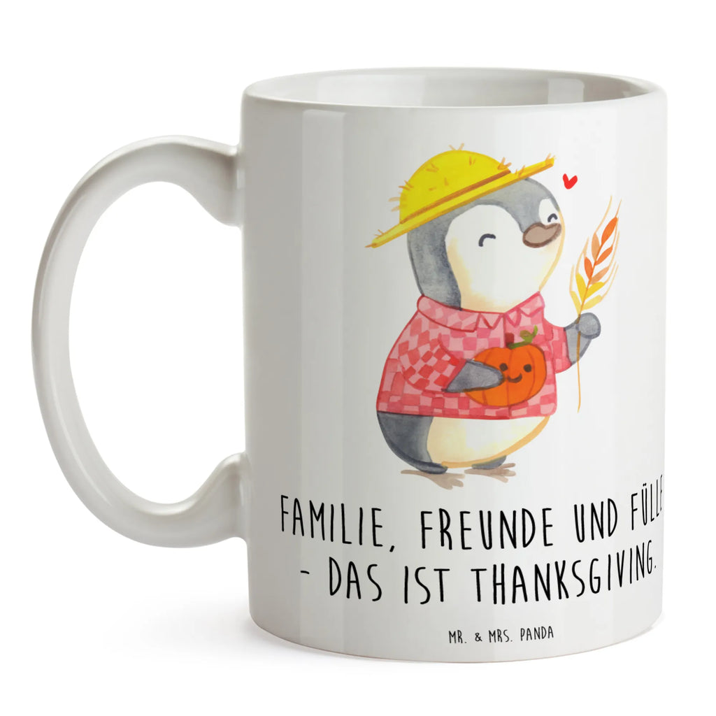 Mug Familie, Freunde und Fülle - das ist Thanksgiving. tasse für kaffee, hochwertige tasse, Geschenktasse, Kakaotasse, Keramiktasse, Teebecher, Keramikbecher, Frühstückstasse, Tasse mit Spruch, Kaffeepott, Dekotasse, design tasse, Motivtasse, Henkelbecher, schöne tasse, Kaffeetasse, Tasse mit Motiv, Bedruckte Tasse, tasse für büro, kaffeebecher bedruckt, Trinkbecher, Mug, statement tasse, Sprüchetasse, Frühstücksbecher, Designtasse, Teepott, Becher, haferl, Teetasse, milchkaffeetasse, Trinktasse, heißgetränkebecher, Bürobecher, Tasse, Coffee Mug, Pott, kaffeetasse keramik, Kaffeebecher, kaffeetasse bedruckt, kaffeebecher keramik, Bürotasse, Henkeltasse, Erntedank, Erntedankfest, Erntedank Kindergarten, Erntedankspruch, Erntedank Sprüche, Erntedankfest deko, Erntedank Deko, Erntedank mit Kindern, Thanksgiving