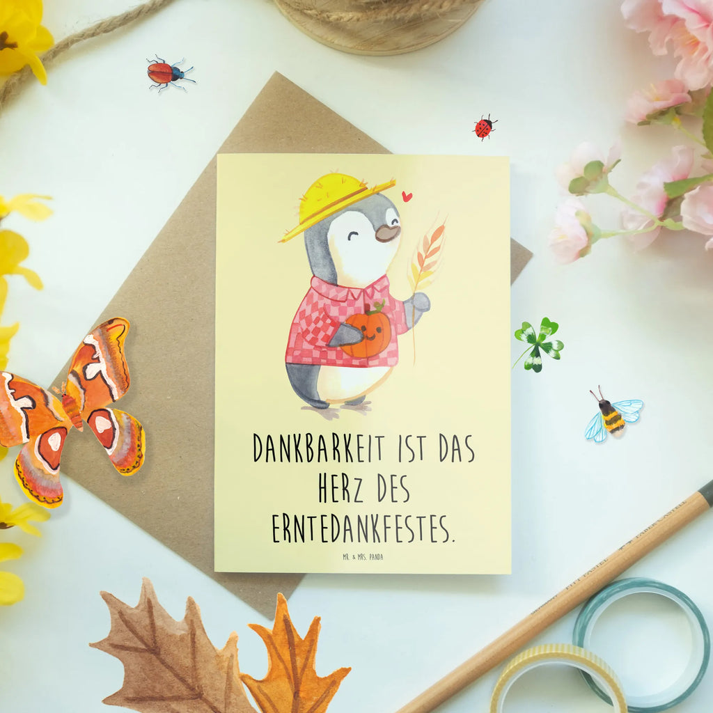 Greetings card Dankbarkeit ist das Herz des Erntedankfestes. Hochzeitskarte, Ansichtskarten, Karte, Klappkarte, Geburtstagskarte, Glückwunschkarte, Einladungskarte, Grußkarte, Erntedank, Erntedankfest, Erntedank Kindergarten, Erntedankspruch, Erntedank Sprüche, Erntedankfest deko, Erntedank Deko, Erntedank mit Kindern, Thanksgiving