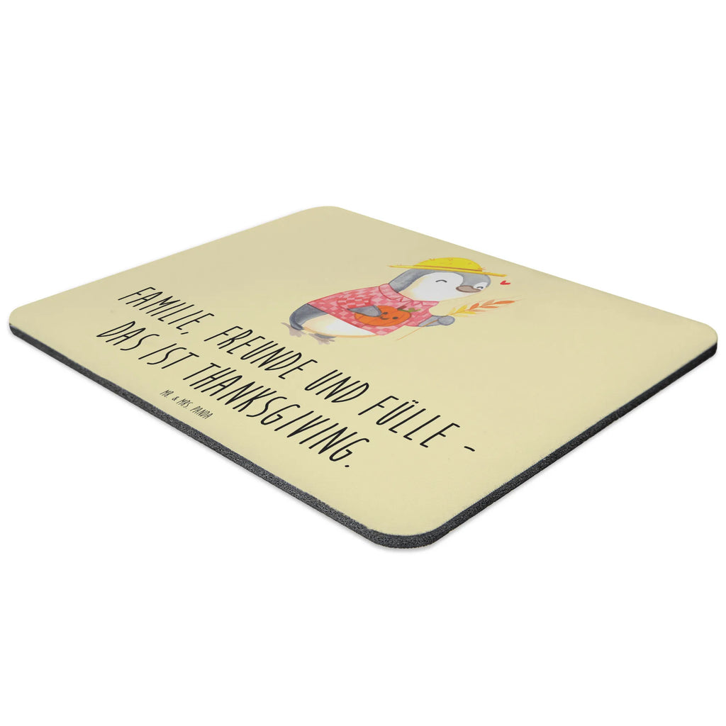 Mouse mat Familie, Freunde und Fülle - das ist Thanksgiving. Einzigartiges Mauspad, Computer zubehör, Mausunterlage, Mauspad, Designer Mauspad, Mauspad Büro, PC Zubehör, Büroausstattung, Mousepad, Arbeitszimmer, Erntedank, Erntedankfest, Erntedank Kindergarten, Erntedankspruch, Erntedank Sprüche, Erntedankfest deko, Erntedank Deko, Erntedank mit Kindern, Thanksgiving