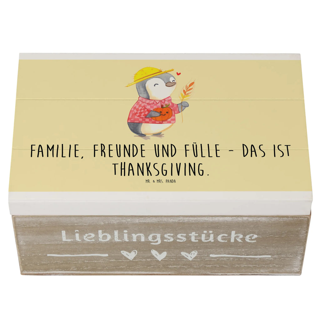 Wooden chest Familie, Freunde und Fülle - das ist Thanksgiving. Schatzkiste, Truhe, Schatulle, Erinnerungskiste, Holzkiste, Erinnerungsbox, XXL, Geschenkbox, Geschenkdose, Kiste, Aufbewahrungsbox, Dekokiste, Erntedank, Erntedankfest, Erntedank Kindergarten, Erntedankspruch, Erntedank Sprüche, Erntedankfest deko, Erntedank Deko, Erntedank mit Kindern, Thanksgiving