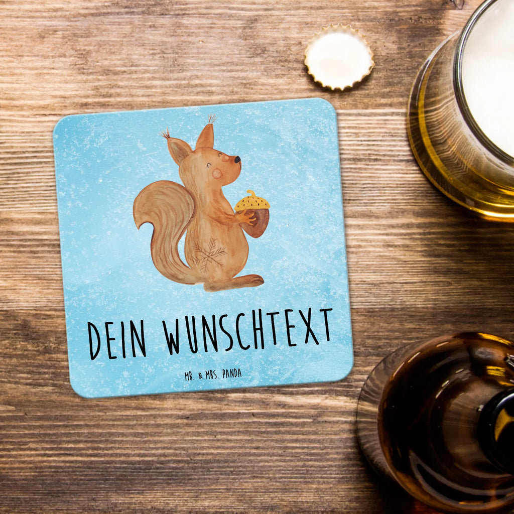 Personalisiertes Untersetzer Set Eichhörnchen Weihnachten Rundes Untersetzer-Set Mit Wunschname, Korkuntersetzer Mit Namensdruck, Personalisierter Getränkeuntersetzer, Becheruntersetzer Mit Namen, Nachhaltiger Untersetzer Mit Wunschname, Untersetzer Für Gläser Mit Namen, Coaster Mit Wunschname, Getränkeuntersetzer Mit Namen, Tassenuntersetzer Mit Namensgravur, Rutschfester Untersetzer Mit Namen, Universaluntersetzer Mit Namen, Dekoruntersetzer Mit Wunschname, Untersetzer Für Tassen Mit Wunschname, Tischuntersetzer Mit Namensdruck, Filzuntersetzer Mit Wunschname, Umweltfreundlicher Untersetzer Mit Namensgravur, Hitzebeständiger Untersetzer Mit Wunschname, Untersetzer Für Becher Mit Namensgravur, Handgemachter Untersetzer Mit Namen, Motivuntersetzer Mit Wunschname, Getränke-Coaster Personalisiert, Glasuntersetzer Mit Wunschnamen, Design-Untersetzer Mit Namensdruck, Tischschutzuntersetzer Mit Namen, Eckiges Untersetzer-Set Mit Namensdruck, Holzuntersetzer Mit Namen, Kunststoffuntersetzer Mit Wunschname, Winter, Weihnachten, Weihnachtsdeko, Nikolaus, Advent, Heiligabend, Wintermotiv, Frohes neues Jahr, Guten Rutsch, Frohe Weihnachten, Vogel, Neujahr, Weihnachtsgruß, Weihnachtsmotiv