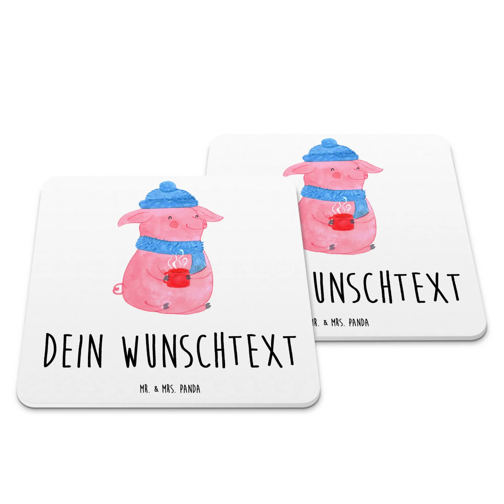 Personalisiertes Untersetzer Set Schwein Glühwein Design-Untersetzer Mit Namensdruck, Tischuntersetzer Mit Namensdruck, Untersetzer Für Gläser Mit Namen, Untersetzer Für Becher Mit Namensgravur, Getränke-Coaster Personalisiert, Getränkeuntersetzer Mit Namen, Eckiges Untersetzer-Set Mit Namensdruck, Tassenuntersetzer Mit Namensgravur, Holzuntersetzer Mit Namen, Universaluntersetzer Mit Namen, Glasuntersetzer Mit Wunschnamen, Personalisierter Getränkeuntersetzer, Korkuntersetzer Mit Namensdruck, Untersetzer Für Tassen Mit Wunschname, Nachhaltiger Untersetzer Mit Wunschname, Tischschutzuntersetzer Mit Namen, Dekoruntersetzer Mit Wunschname, Rundes Untersetzer-Set Mit Wunschname, Filzuntersetzer Mit Wunschname, Kunststoffuntersetzer Mit Wunschname, Coaster Mit Wunschname, Rutschfester Untersetzer Mit Namen, Handgemachter Untersetzer Mit Namen, Hitzebeständiger Untersetzer Mit Wunschname, Umweltfreundlicher Untersetzer Mit Namensgravur, Becheruntersetzer Mit Namen, Motivuntersetzer Mit Wunschname, Winter, Weihnachten, Weihnachtsdeko, Nikolaus, Advent, Heiligabend, Wintermotiv, Weihnachtsmarkt, Glühwein, Glühschwein, Punsch