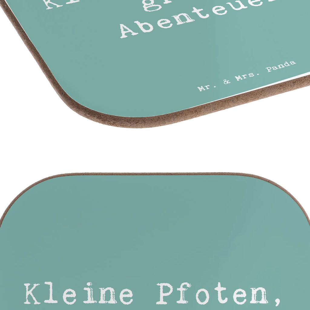 Square coaster Saying Kleine Pfoten, große Abenteuer Untersetzer aus Holz, Tassen Untersetzer, Getränkeuntersetzer, Korkuntersetzer, Untersetzer Gläser, Untersetzer, Holzuntersetzer, Bierdeckel, Untersetzer Holz, Glasuntersetzer, Untersetzer für Gläser, Untersetzer Design, Hund, Hunderasse, Rassehund, Hundebesitzer, Geschenk, Tierfreund, Schenken, Welpe