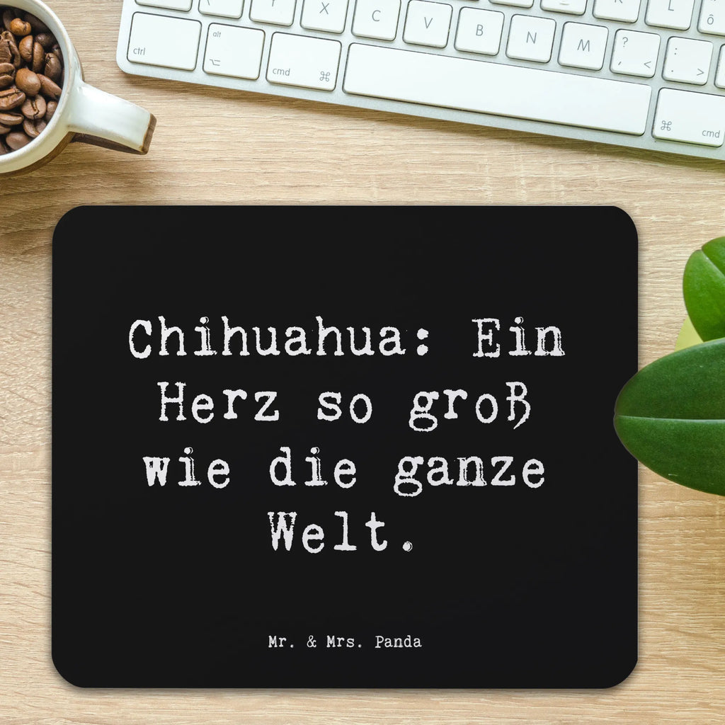 Mouse mat Saying Chihuahua: Ein Herz so groß wie die ganze Welt. Büroausstattung, PC Zubehör, Mauspad Büro, Computer zubehör, Mousepad, Arbeitszimmer, Einzigartiges Mauspad, Mausunterlage, Designer Mauspad, Mauspad, Hund, Hunderasse, Rassehund, Hundebesitzer, Geschenk, Tierfreund, Schenken, Welpe