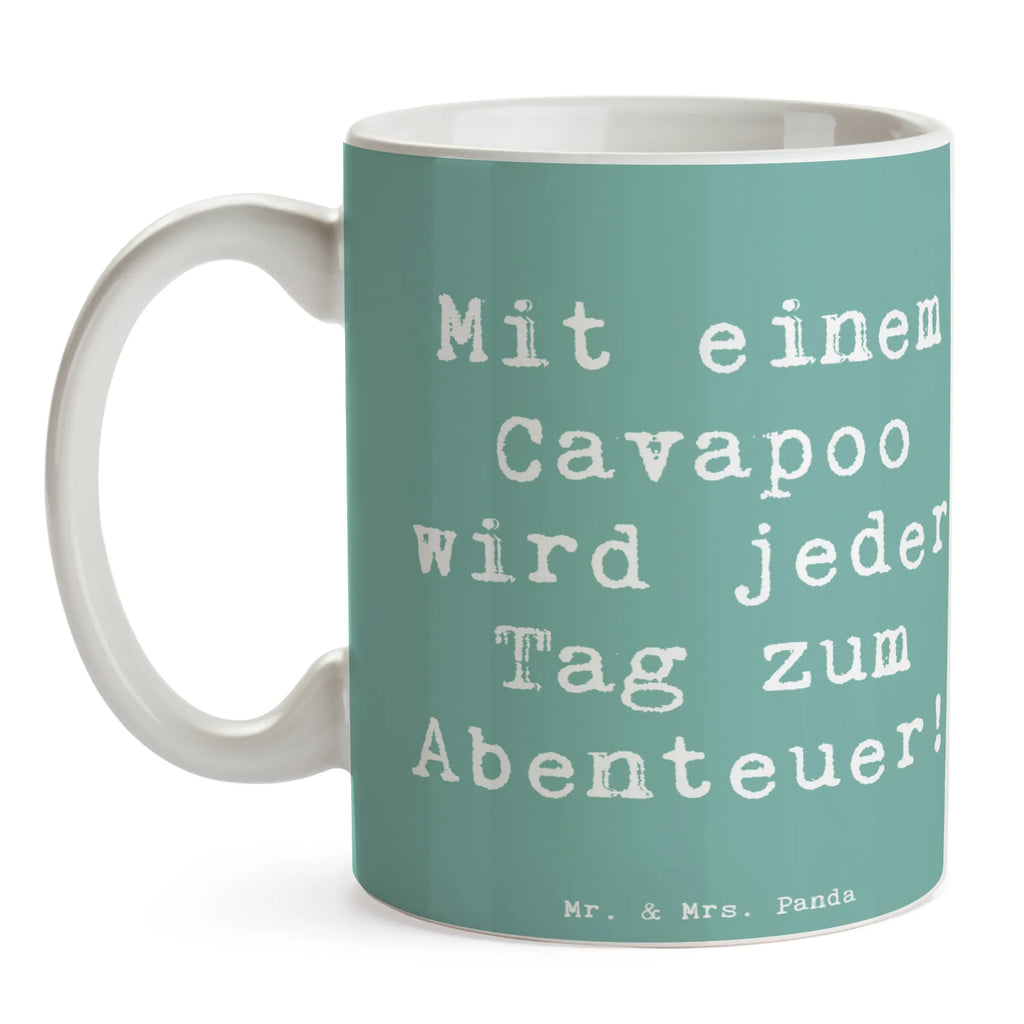Tasse Spruch Cavapoo Abenteuer Teetasse, Bürotasse, Tasse, Geschenktasse, Tasse mit Zitaten, Tasse mit Motiven, Kaffeetasse, Porzellantasse, Keramiktasse, Hund, Hunderasse, Rassehund, Hundebesitzer, Geschenk, Tierfreund, Schenken, Welpe