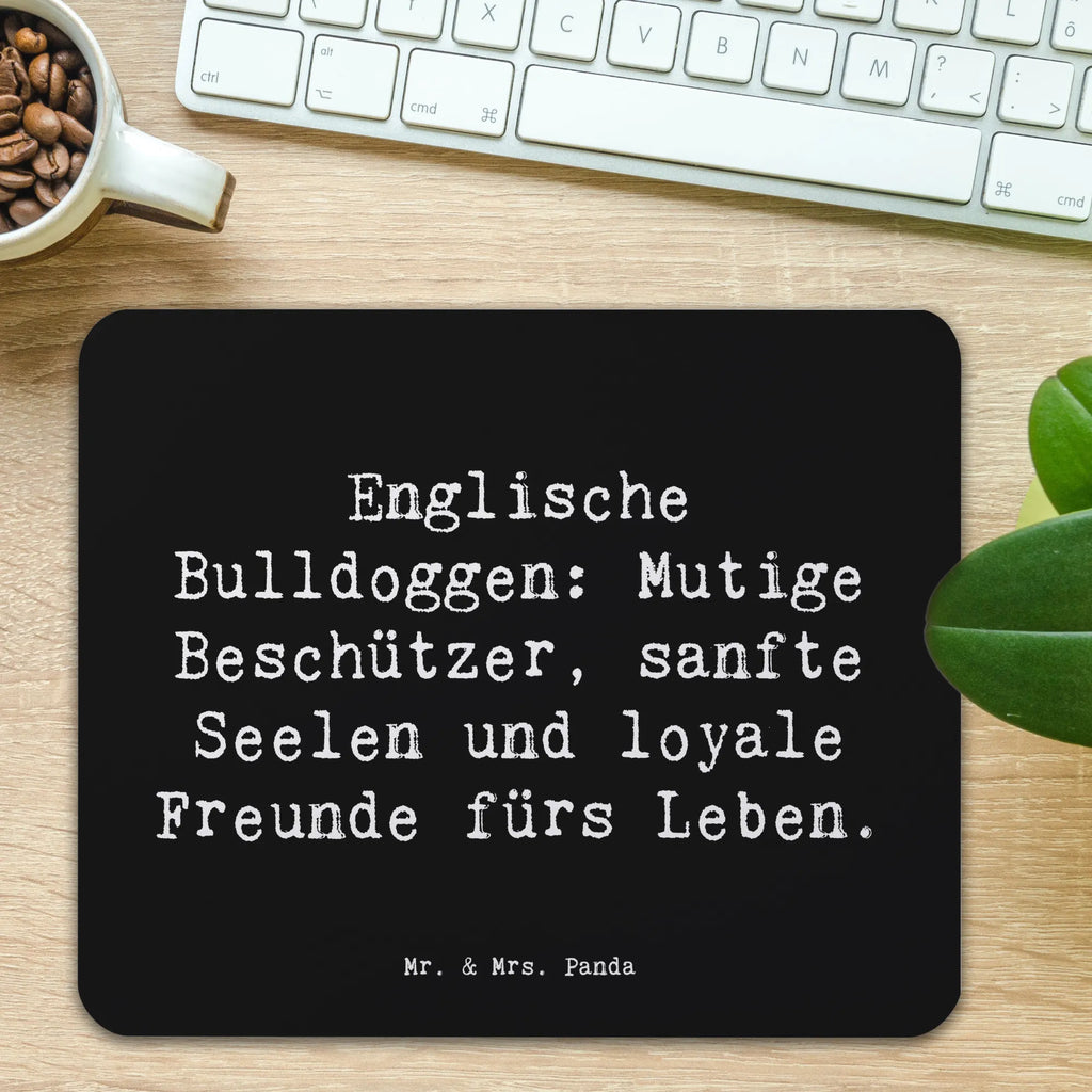 Mouse mat Saying Englische Bulldoggen: Mutige Beschützer, sanfte Seelen und loyale Freunde fürs Leben. PC Zubehör, Büroausstattung, Mausunterlage, Mousepad, Mauspad, Mauspad Büro, Arbeitszimmer, Designer Mauspad, Einzigartiges Mauspad, Computer zubehör, Hund, Hunderasse, Rassehund, Hundebesitzer, Geschenk, Tierfreund, Schenken, Welpe