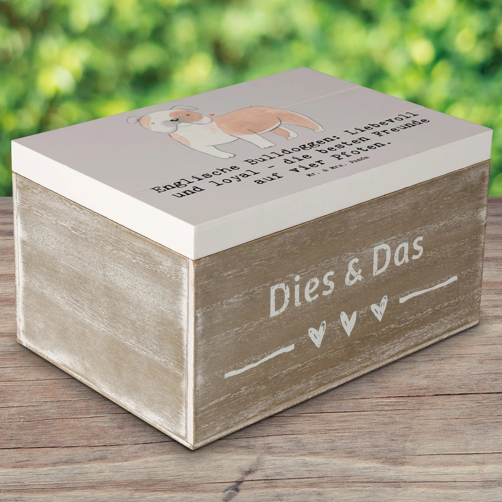 Wooden chest Englische Bulldoggen: Liebevoll und loyal - die besten Freunde auf vier Pfoten. Schatulle, Erinnerungsbox, Erinnerungskiste, Truhe, Holzkiste, Kiste, Geschenkdose, Dekokiste, Geschenkbox, Aufbewahrungsbox, XXL, Schatzkiste, Hund, Hunderasse, Rassehund, Hundebesitzer, Geschenk, Tierfreund, Schenken, Welpe