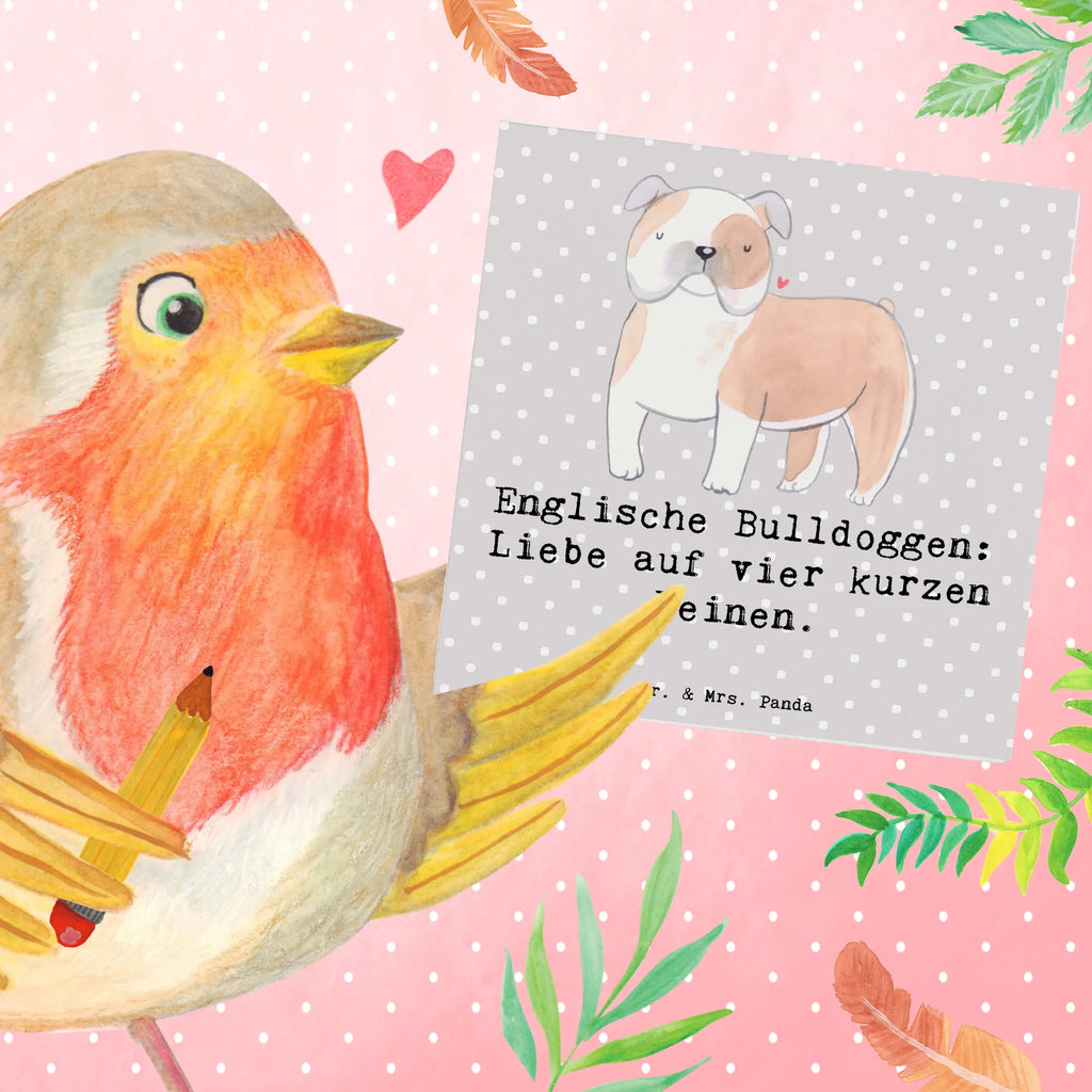 Deluxe Card Englische Bulldoggen: Liebe auf vier kurzen Beinen. Klappkarte, Hochwertige Grußkarte, Geburtstagskarte, Karte, Hochwertige Klappkarte, Glückwunschkarte, Hochzeitskarte, Grußkarte, Einladungskarte, Hund, Hunderasse, Rassehund, Hundebesitzer, Geschenk, Tierfreund, Schenken, Welpe