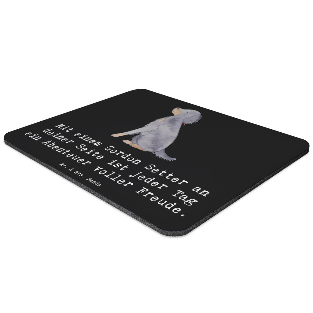 Mouse mat Mit einem Gordon Setter an deiner Seite ist jeder Tag ein Abenteuer voller Freude. Computer zubehör, Mousepad, Mauspad, PC Zubehör, Arbeitszimmer, Büroausstattung, Mausunterlage, Mauspad Büro, Designer Mauspad, Einzigartiges Mauspad, Hund, Hunderasse, Rassehund, Hundebesitzer, Geschenk, Tierfreund, Schenken, Welpe