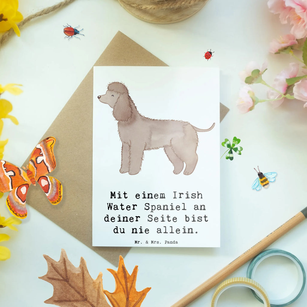 Greetings card Mit einem Irish Water Spaniel an deiner Seite bist du nie allein. Geburtstagskarte, Ansichtskarten, Einladungskarte, Karte, Glückwunschkarte, Grußkarte, Hochzeitskarte, Klappkarte, Hund, Hunderasse, Rassehund, Hundebesitzer, Geschenk, Tierfreund, Schenken, Welpe